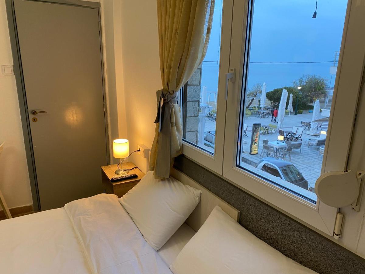 Sunset View Rooms อาเยีย ตรีอาส ภายนอก รูปภาพ